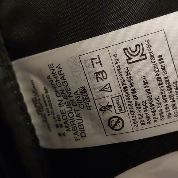 Adidas Originals Classic Backpack As New Condition - Picture 5 of 5